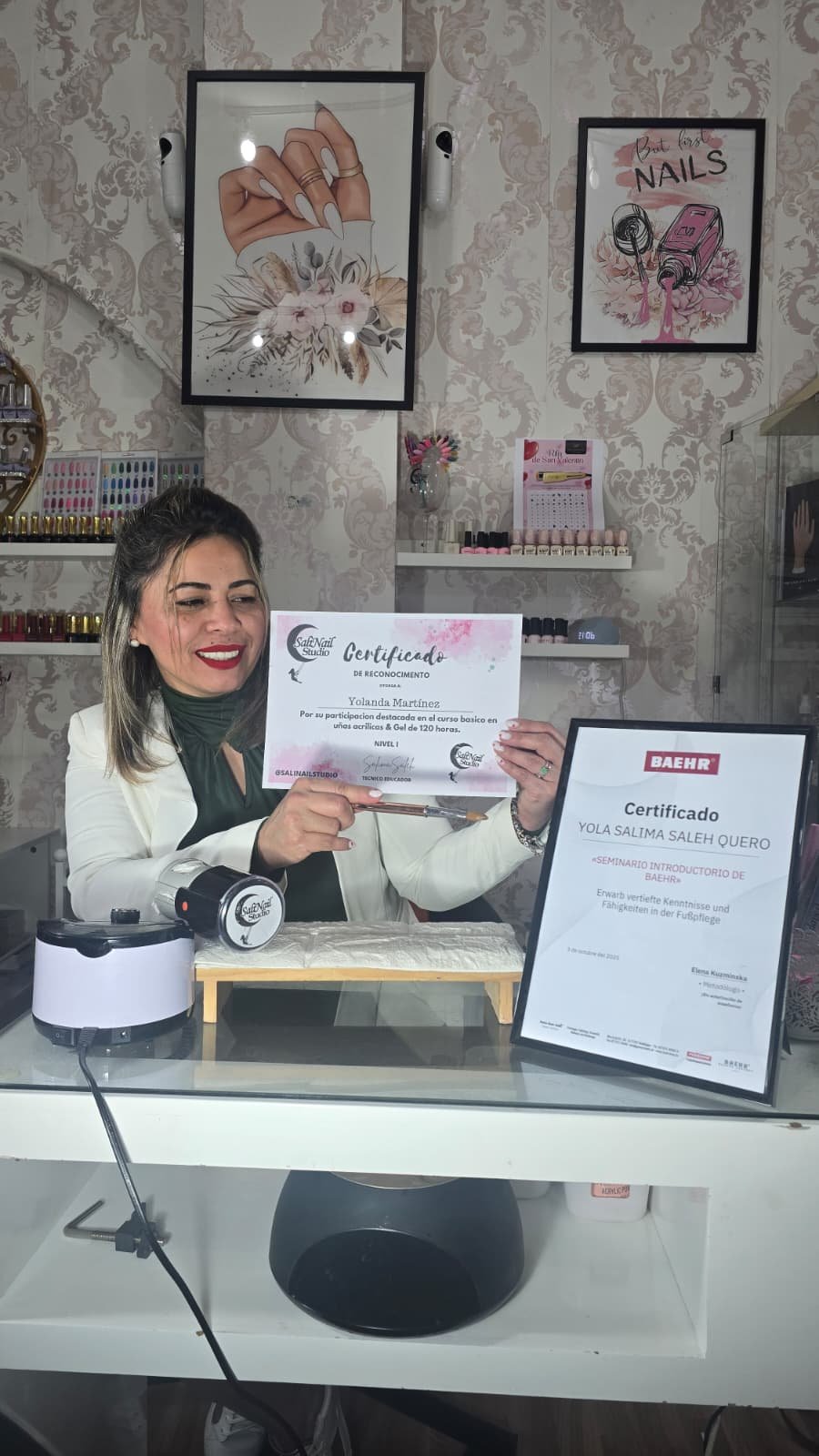 Curso de formación en manicura